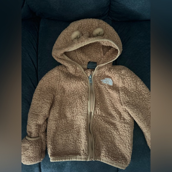 North Face Sherpa Jacket. - Picture 1 of 2